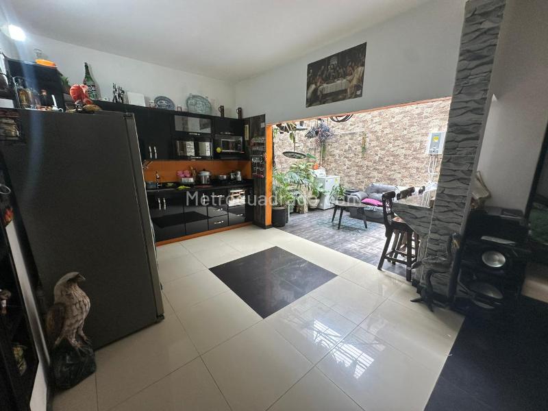 Casa Dúplex Amplia de 5 Alcobas en Aranjuez - 2