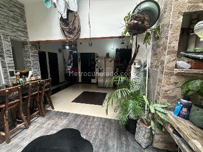 Casa de 5 alcobas en arriendo en Aranjuez, Medellín, 133 m² · foto 8 de 19