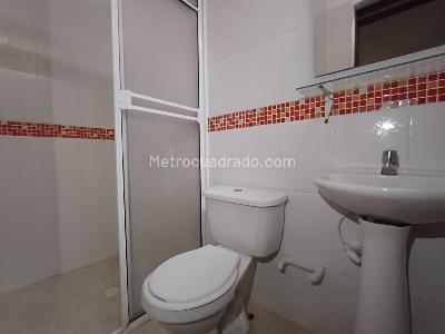 Casa en arriendo en Manila, Medellín · foto 11 de 20