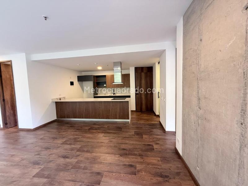 Brand-New 2BR Apartment with Terrace in El Retiro - 5
