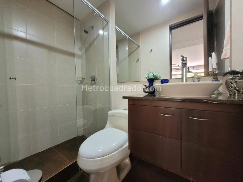 Casa en Arriendo, Loma De Los Benedictinos, Envigado - Más