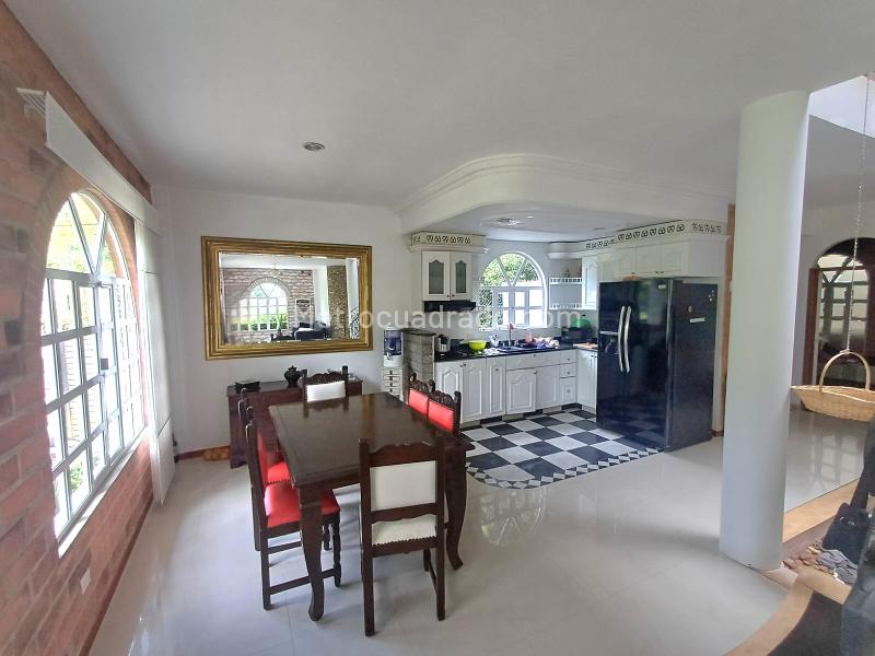 Casa versátil de 4 alcobas en Transversal Intermedia, El Poblado - 6