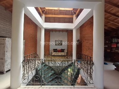 Casa de 4 alcobas en arriendo en Transversal Intermedia, Medellín, 200 m² · foto 17 de 20