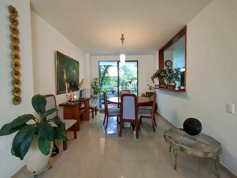 Apartamento de 3 Alcobas con Vista a la Ciudad y Balcón en El Campestre - 2