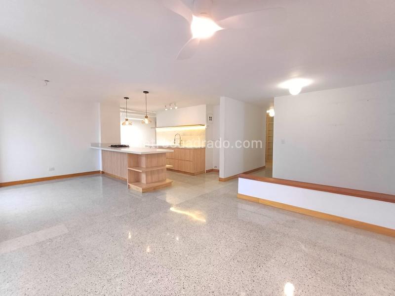 Apartamento en Arriendo, Milla De Oro, Medellín - 4