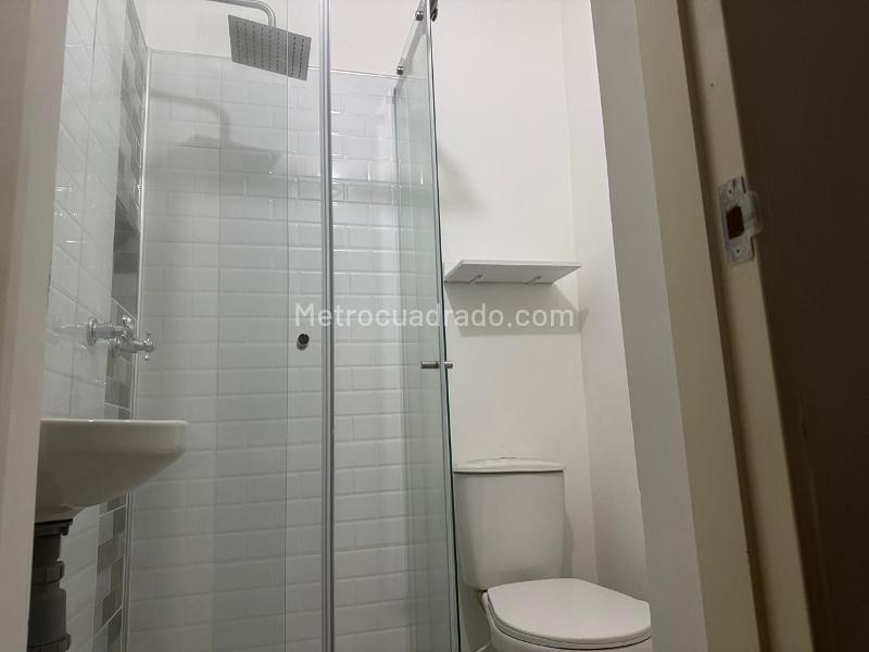 Apartaestudio de 1 Alcoba en Arriendo en Buenos Aires (Cerca al Tranvía) - 9