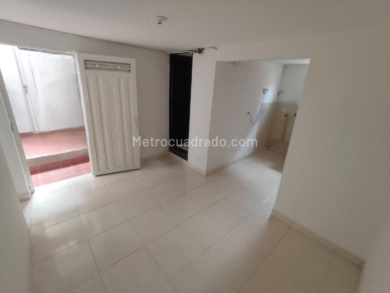 1BR Furnished-Style Apartaestudio for Rent in La Milagrosa - 5