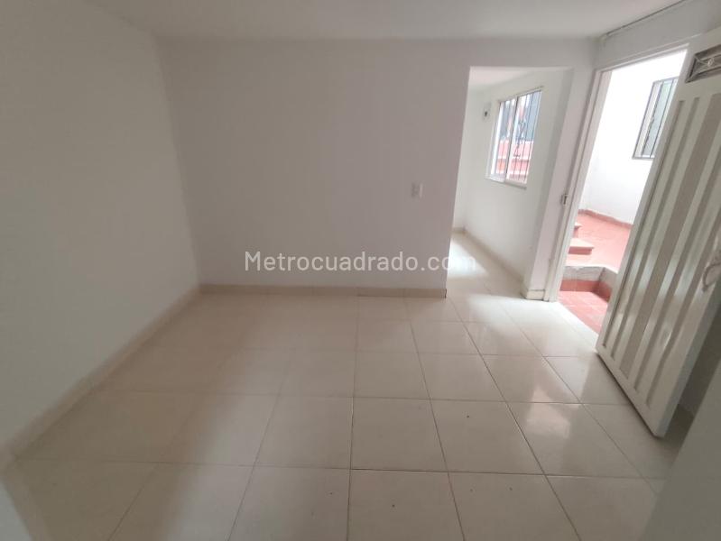 1BR Furnished-Style Apartaestudio for Rent in La Milagrosa - 9