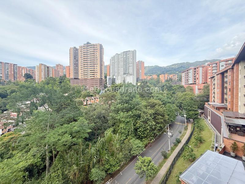 Apartamento en Arriendo, Loma Del Esmeraldal, Envigado - 2