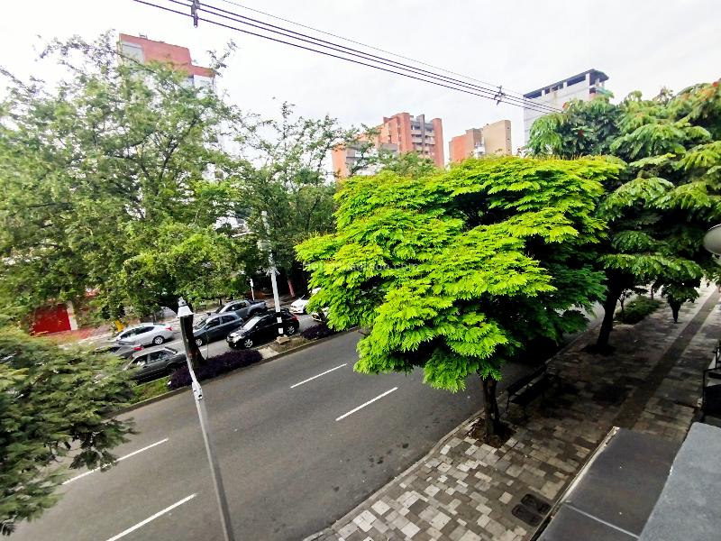 Commercial House for Rent in Laureles - 2