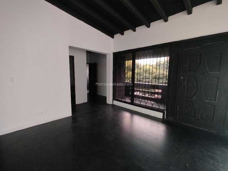 Commercial House for Rent in Laureles - 5