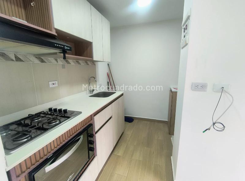 Moderno Apartamento de 3 Habitaciones con Amenidades en Caldas - 4