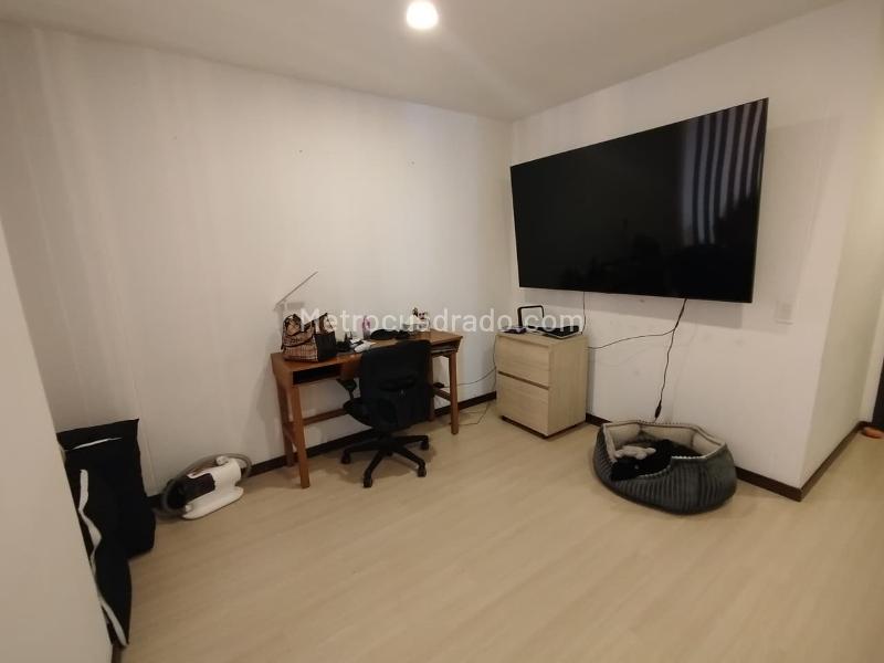 Apartamento espectacular de 3 Alcobas en Loma del Esmeraldal - 6
