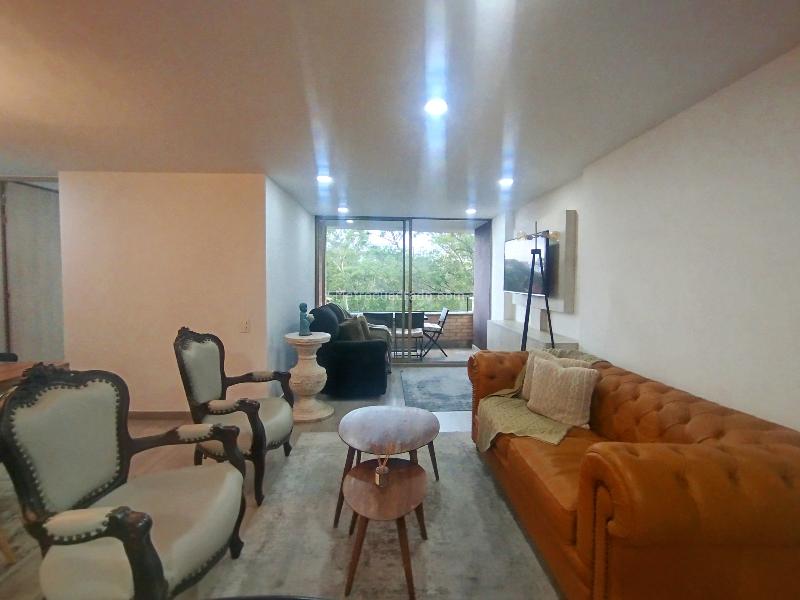 Apartamento Amoblado de 3 Alcobas en Los González, El Poblado