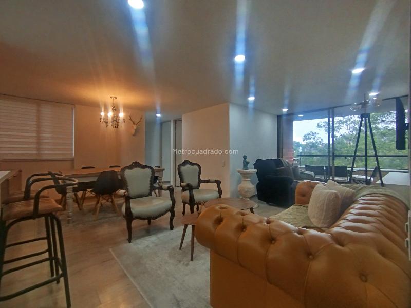 Apartamento Amoblado de 3 Alcobas en Los González, El Poblado - 3