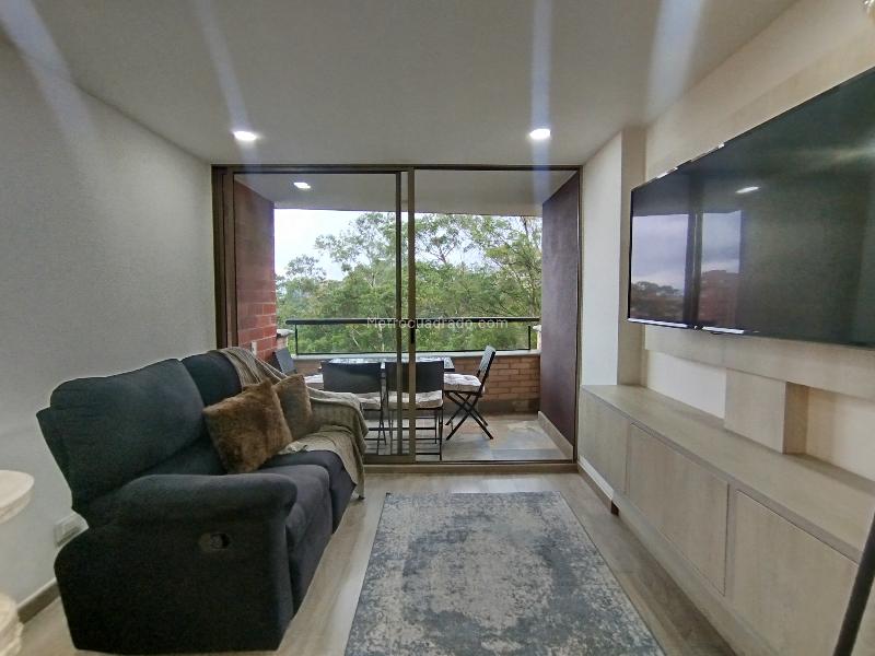 Apartamento Amoblado de 3 Alcobas en Los González, El Poblado - 5