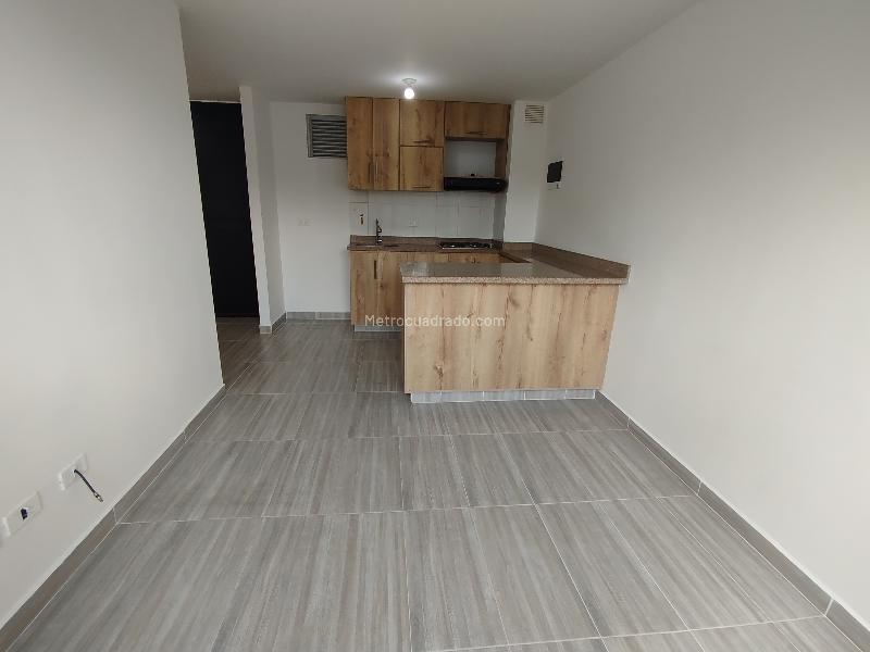 Bright 2BR Apartment in San Antonio De Prado - 4