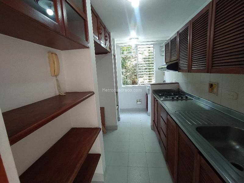 Comfortable 2BR Apartment in Las Lomas - 6