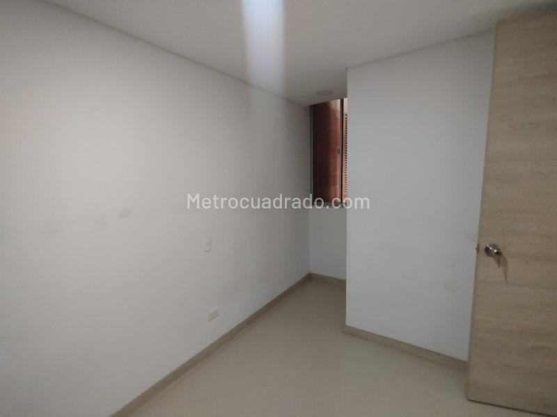Comfortable 2BR Apartment in Pilarica - 9