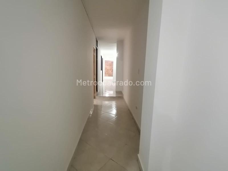 Spacious 3BR Apartment in Barrio Cristobal - 3