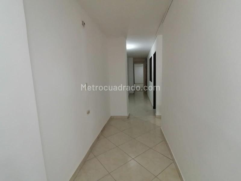 Spacious 3BR Apartment in Barrio Cristobal - 8