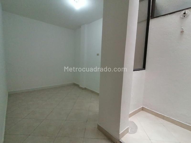 Spacious 3BR Apartment in Barrio Cristobal - 9
