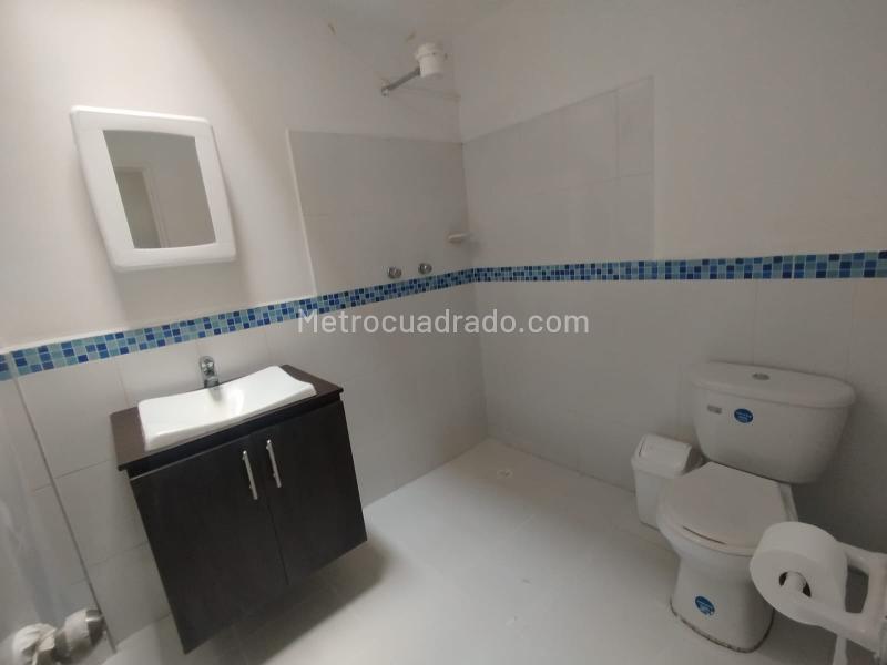 Casa Comercial en Arriendo en El Nogal Los Almendros, Belén - 8