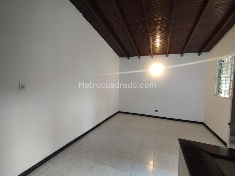 Casa Amplia de 3 Alcobas en Belún Rosales - 4