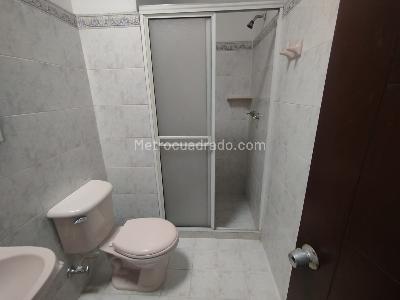 Casa de 3 alcobas en arriendo en Rosales, Medellín, 250 m² · foto 19 de 20