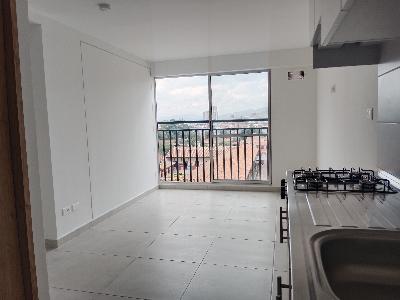 Apartamento de 2 alcobas en venta en Los Martires, Bogotá, 36 m² · foto 2 de 20