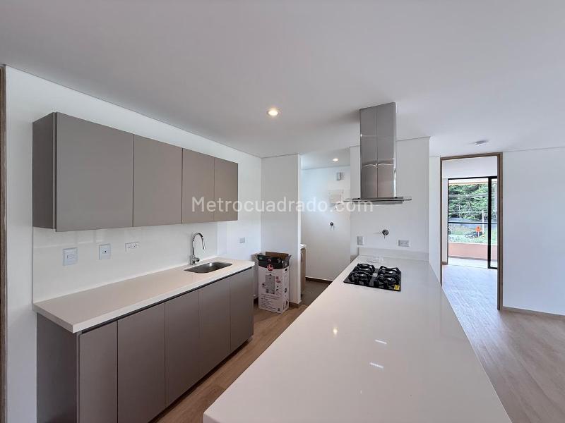 2BR Apartment in El Retiro (84 m²)