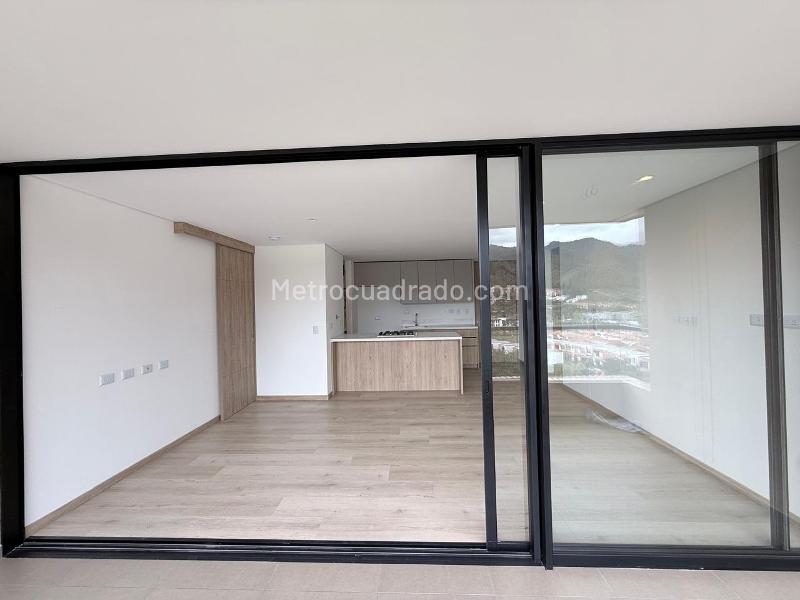 2BR Apartment in El Retiro (84 m²) - 5