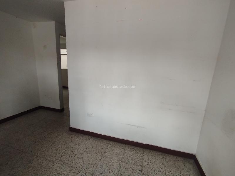 Spacious 3BR House for Rent in Santa Lucía - 3