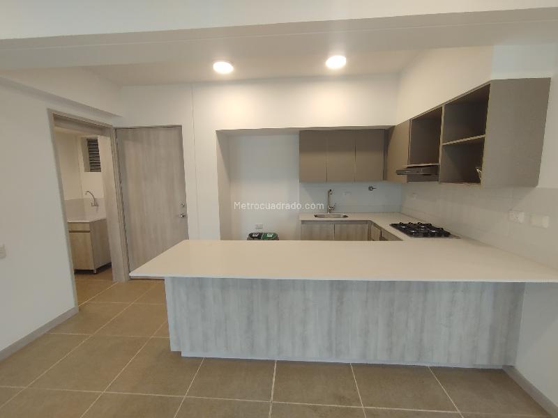 Modern 2BR Apartment in Ciudad Del Rio - 3