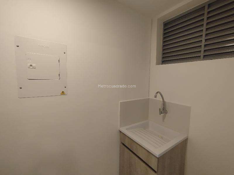 Modern 2BR Apartment in Ciudad Del Rio - 6
