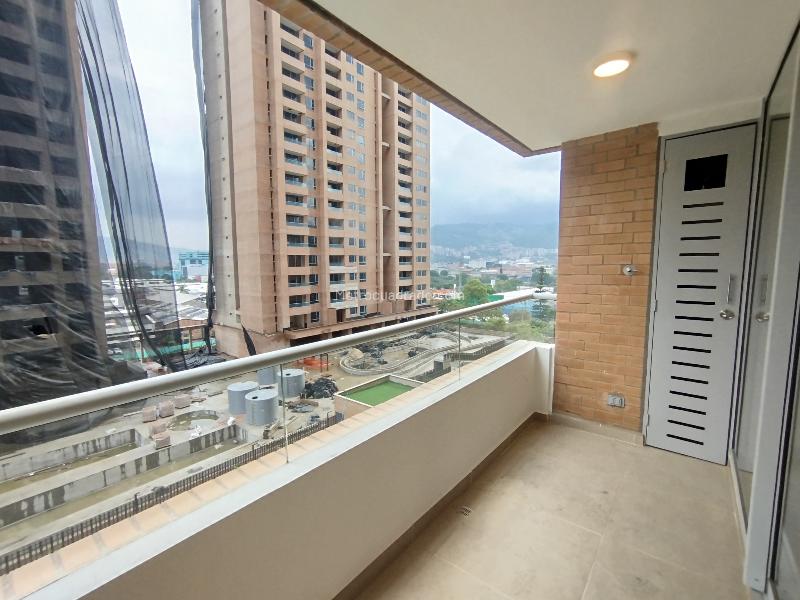 Modern 2BR Apartment in Ciudad Del Rio - 7