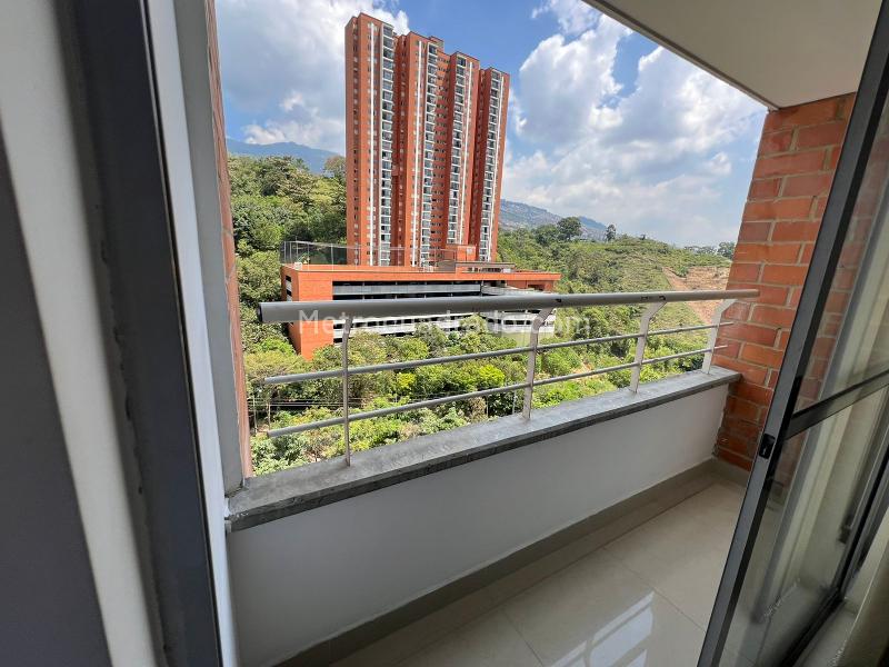 Comfortable 2BR Apartment in Calasanz Parte Alta - 2