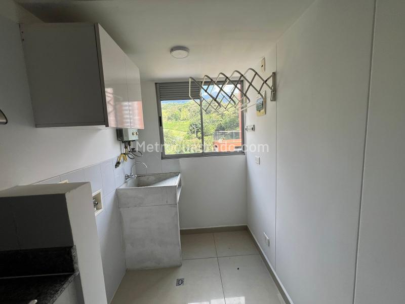 Comfortable 2BR Apartment in Calasanz Parte Alta - 5