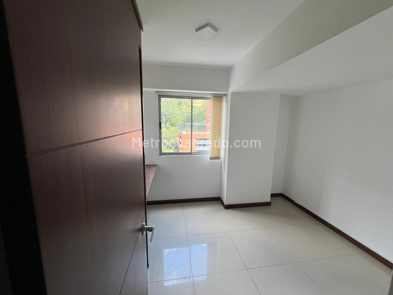 Comfortable 2BR Apartment in Calasanz Parte Alta - 8