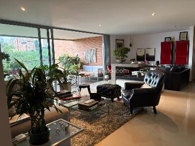 Apartamento de 3 alcobas en venta en Loma Benedictinos, Envigado, 220 m² · foto 3 de 17