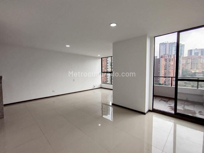 Apartamento moderno de 2 habitaciones en arriendo en Los Alcázares