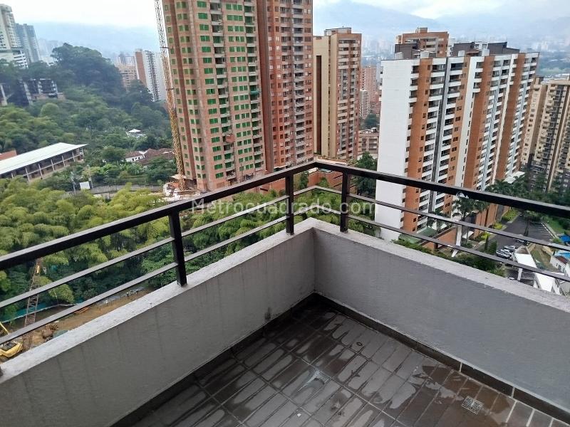 Modern 2BR Apartment for Rent in Los Alcázares, Sabaneta - 3