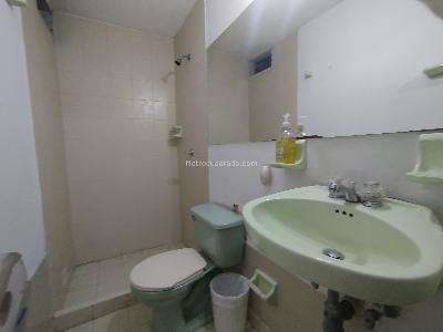 Casa de 5 alcobas en arriendo en Vizcaya, Medellín, 732 m² · foto 12 de 20