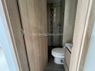 Apartamento en arriendo en Laureles, Medellín · foto 8 de 15