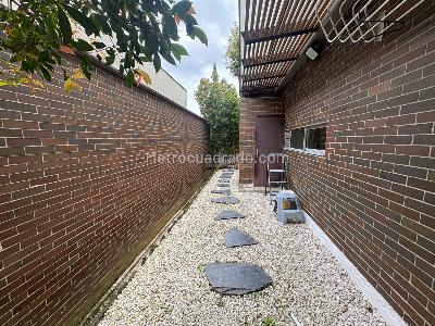 Casa de 3 alcobas en arriendo en Loma El Atravezado, Envigado, 407 m² · foto 19 de 20