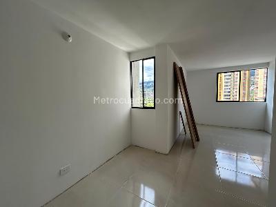 Apartamento en venta en Calasanz Parte Alta, Medellín · foto 12 de 20