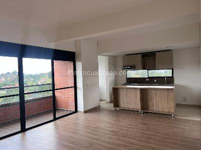 Apartamento de 3 alcobas en venta en Barro Blanco, Rionegro, 90 m² · foto 2 de 16