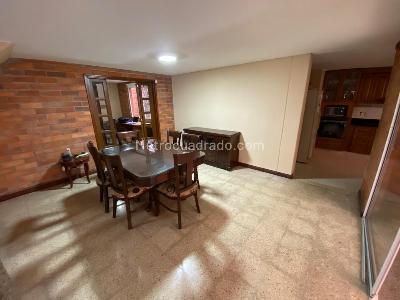 Casa de 4 alcobas en arriendo en Lagos De La Doctora, Sabaneta, 230 m² · foto 2 de 20