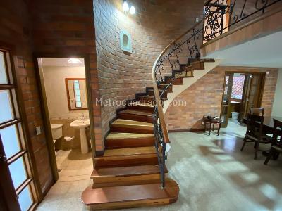 Casa de 4 alcobas en arriendo en Lagos De La Doctora, Sabaneta, 230 m² · foto 8 de 20
