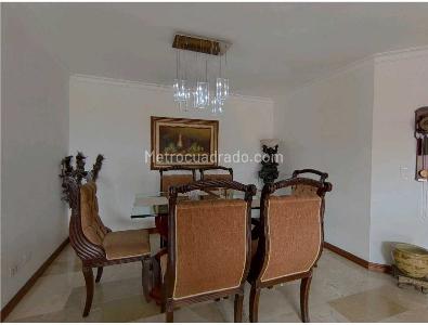 Apartamento de 3 alcobas en arriendo en Laureles, Medellín, 150 m² · foto 5 de 20